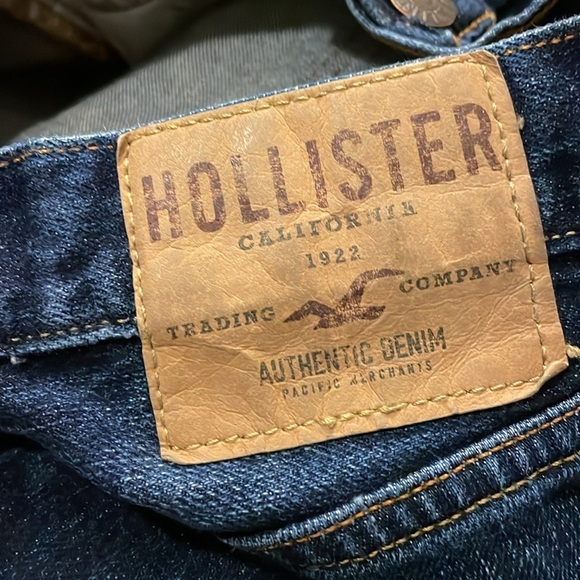 HOLLISTER - Picture 5 of 5